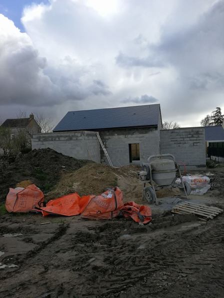 31404161_366840320390574_6320719785441099776_n